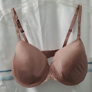 Victoria's Secrets Angels 34DD